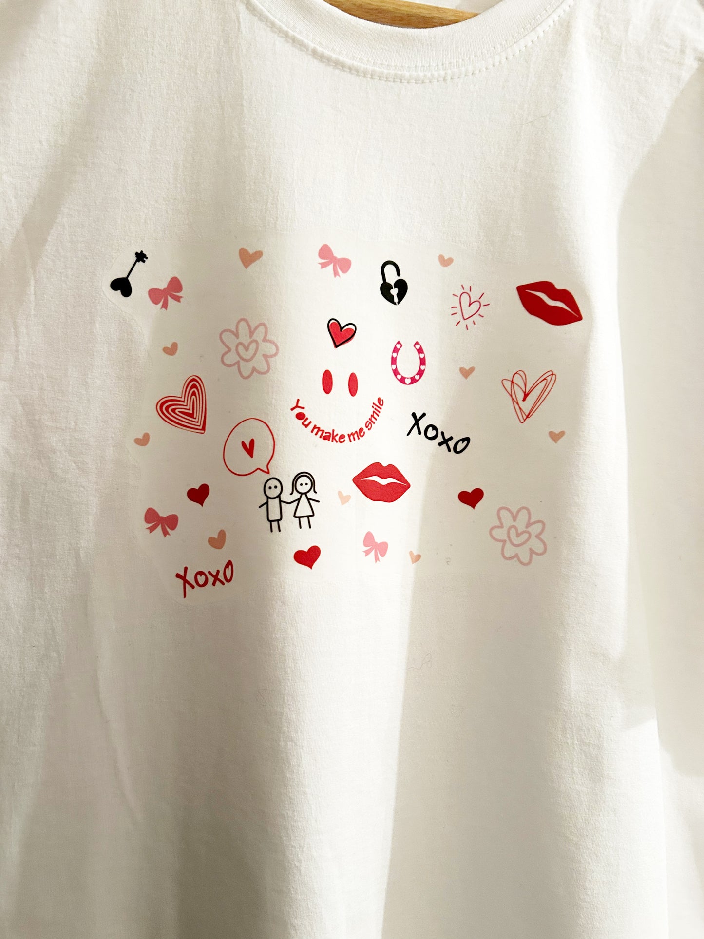 You make me smile doodles t-shirt